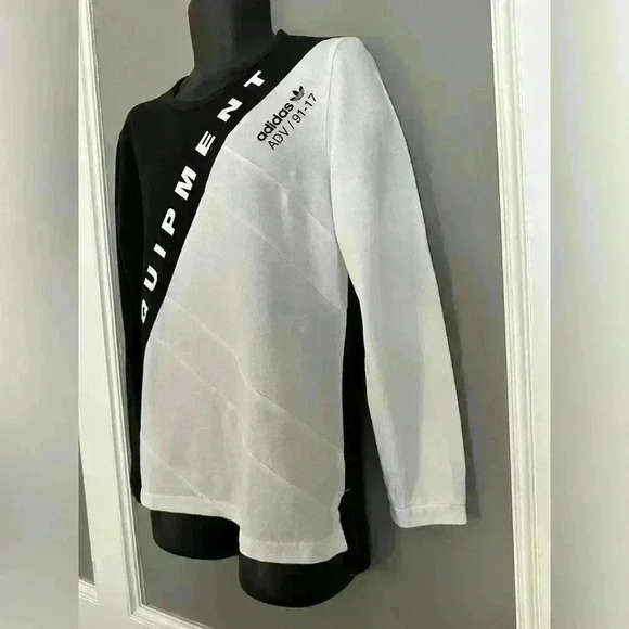 Adidas Burnside Long Sleeve Tee (137) - Picture 4 of 16